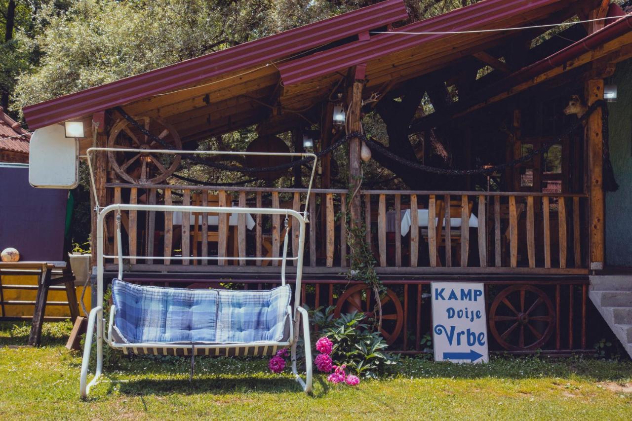 מלון פוצ'ה Rafting Kamp Dvije Vrbe מראה חיצוני תמונה